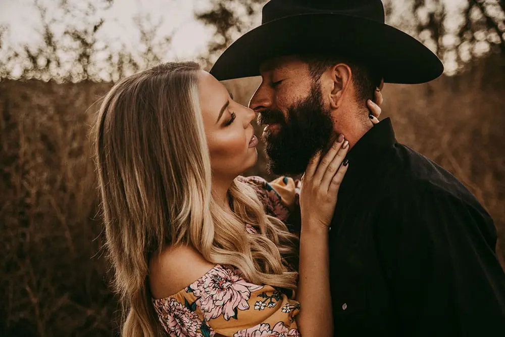 Lubbock couple photographer outdoor fall session