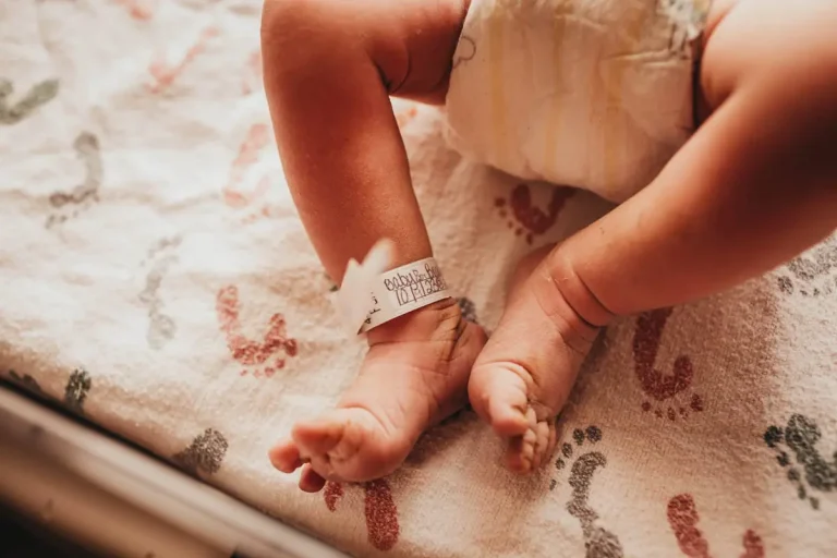 Lubbock birth photographer session at local hospital